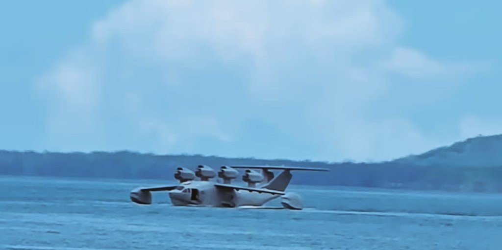 Bohai Sea Monster Chinese Ekranoplan (A)
